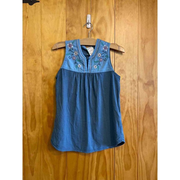 Size Small Sherpa Blue Women's Tank Top - Picture 1 of 3